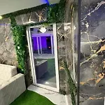 Romantic Cozy Mountain House With Jacuzzi & Sauna- Near 2 * Sarajevo