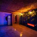 Romantic Cozy Mountain House With Jacuzzi & Sauna- Near 2