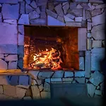 Apartman Romantic Cozy Mountain House With Jacuzzi & Sauna- Near 2 *