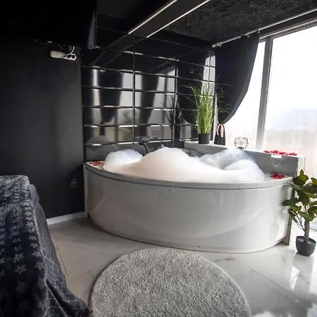 Appartement Romantic Cozy Mountain House With Jacuzzi & Sauna- Near 2 *