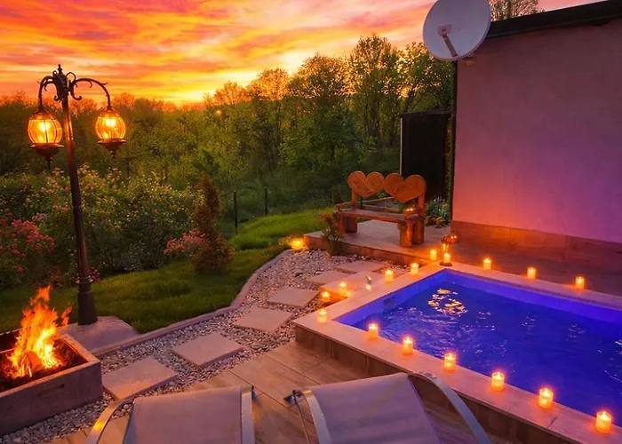 Romantic Cozy Mountain House With Jacuzzi & Sauna- Near 2