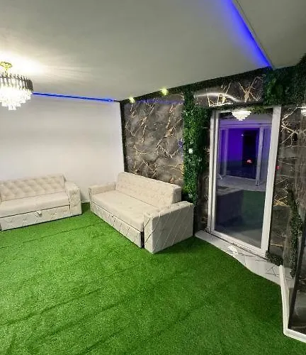 Romantic Cozy Mountain House With Jacuzzi & Sauna- Near 2 Appartement Sarajevo