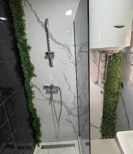 Romantic Cozy Mountain House With Jacuzzi & Sauna- Near 2 *