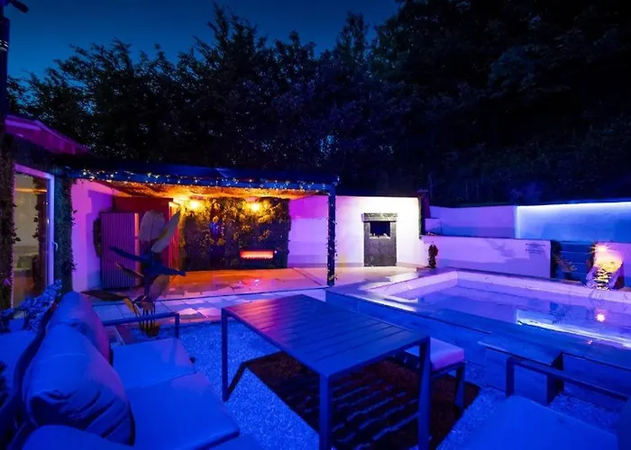 Appartement Romantic Cozy Mountain House With Jacuzzi & Sauna- Near 2