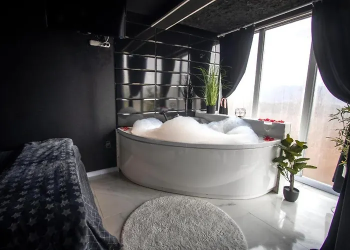 Appartement Romantic Cozy Mountain House With Jacuzzi & Sauna- Near 2 *