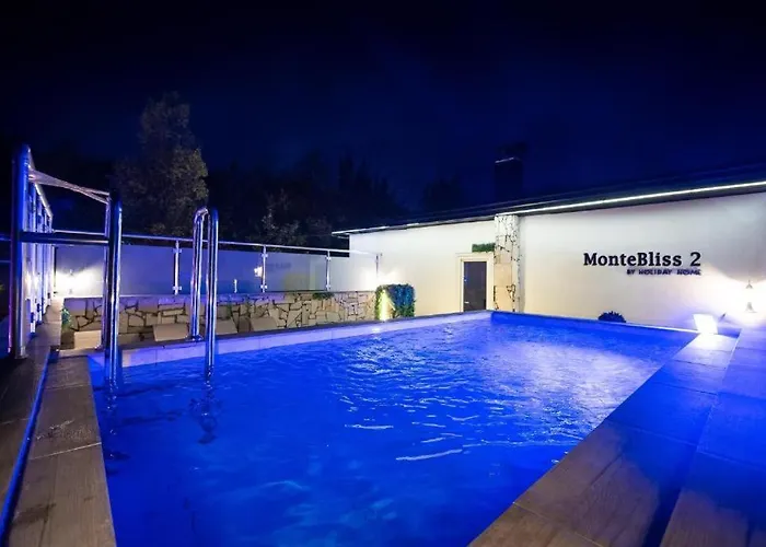 Romantic Cozy Mountain House With Jacuzzi & Sauna- Near 2 Appartement Sarajevo