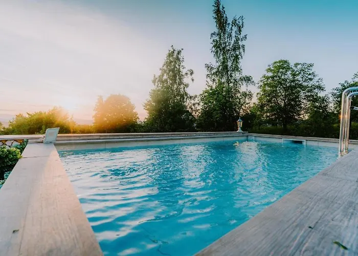 Romantic Cozy Mountain House With Jacuzzi & Sauna- Near 2 Appartement *