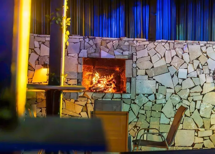 Appartement Romantic Cozy Mountain House With Jacuzzi & Sauna- Near 2 Sarajevo