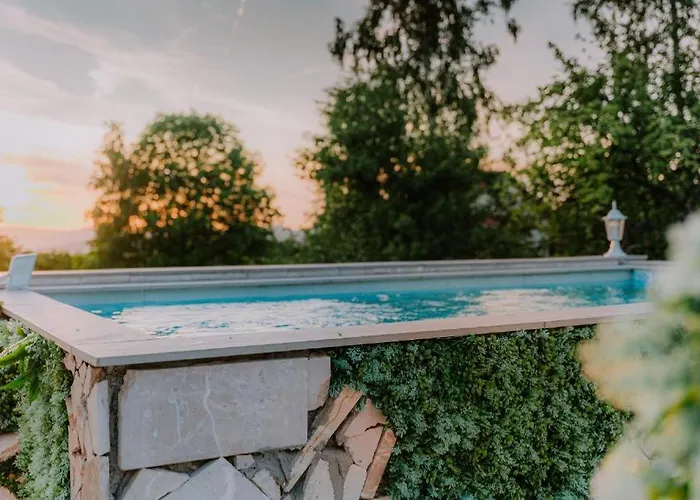 Appartement Romantic Cozy Mountain House With Jacuzzi & Sauna- Near 2